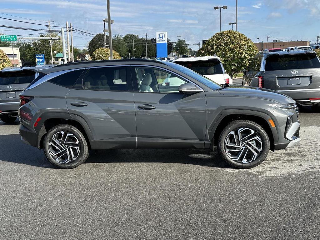 new 2026 Hyundai Tucson car, priced at $43,375