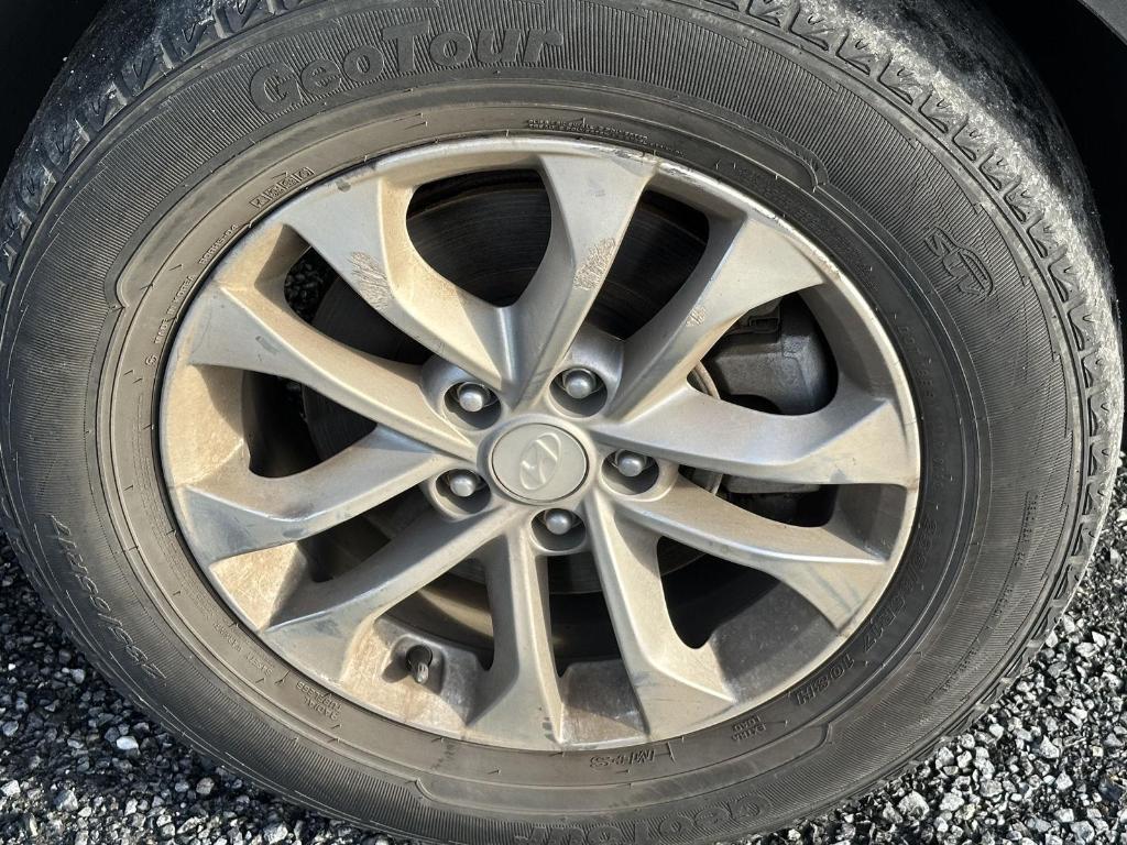 used 2020 Hyundai Santa Fe car, priced at $16,495