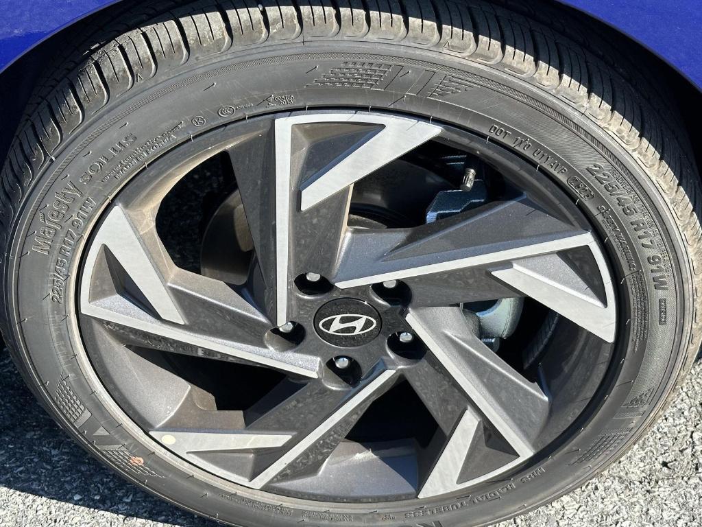 new 2025 Hyundai Elantra car, priced at $24,435