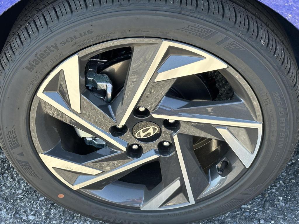 new 2025 Hyundai Elantra car, priced at $24,435