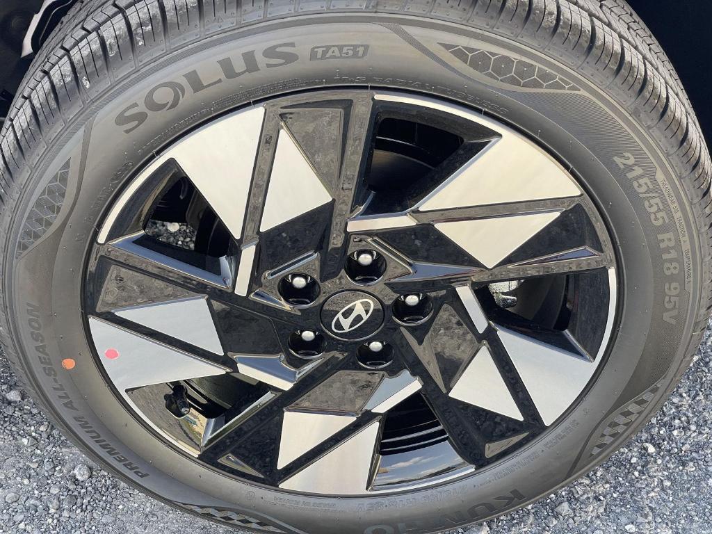new 2025 Hyundai Kona car, priced at $28,081
