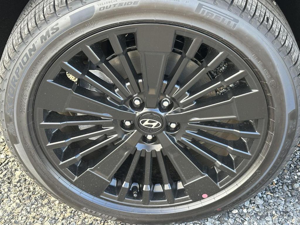 new 2026 Hyundai SANTA FE HEV car, priced at $51,651