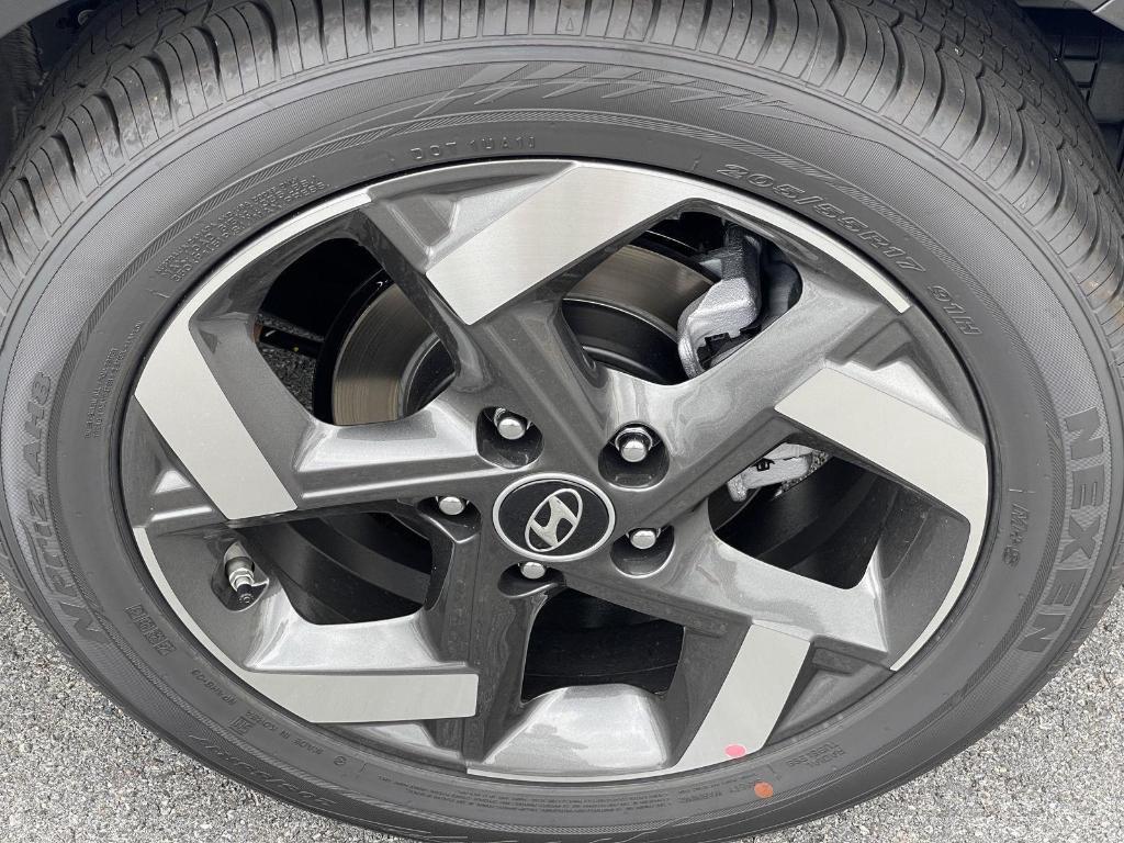 new 2025 Hyundai Venue car, priced at $23,806