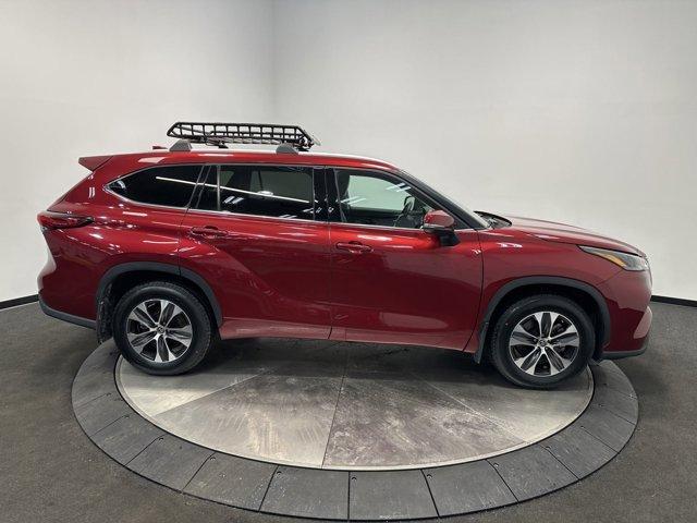 used 2022 Toyota Highlander car, priced at $36,995