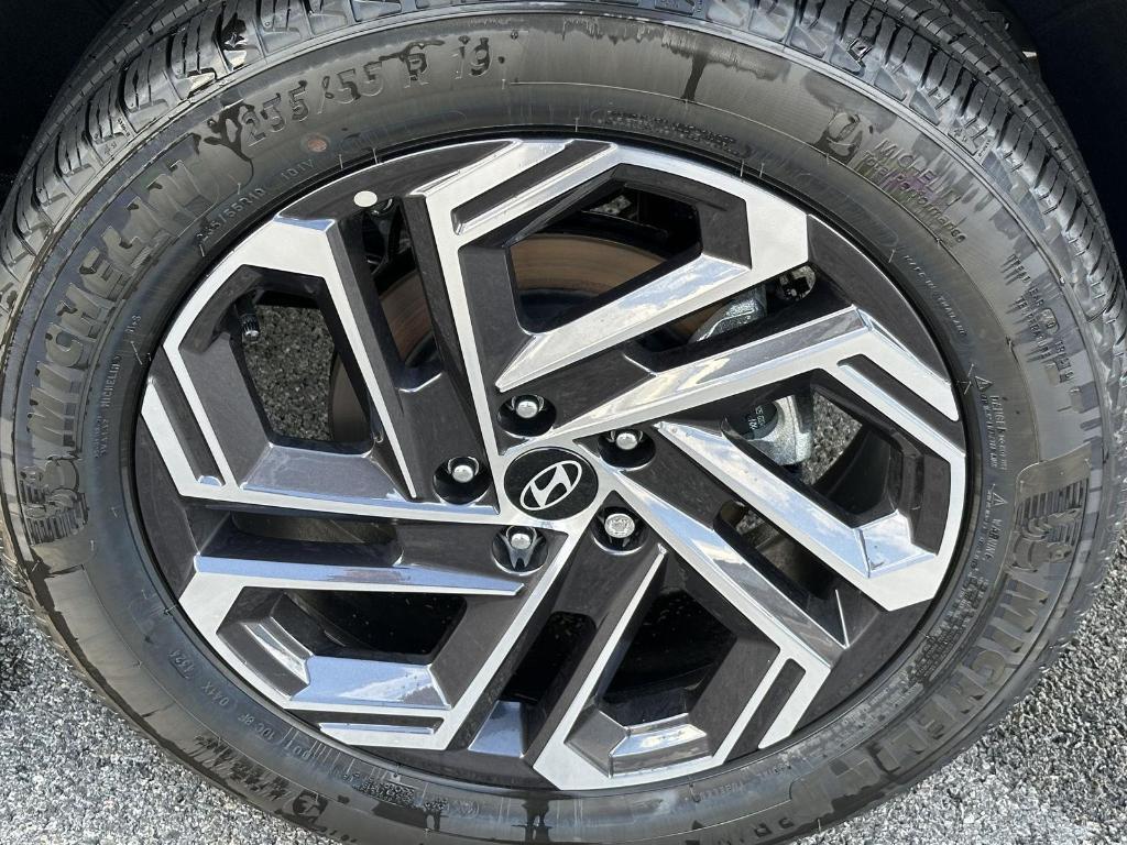new 2026 Hyundai TUCSON Hybrid car, priced at $44,480