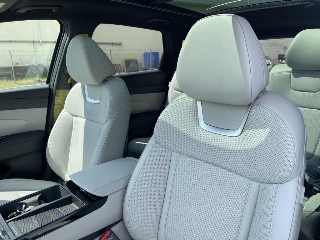 new 2026 Hyundai TUCSON Hybrid car, priced at $44,480