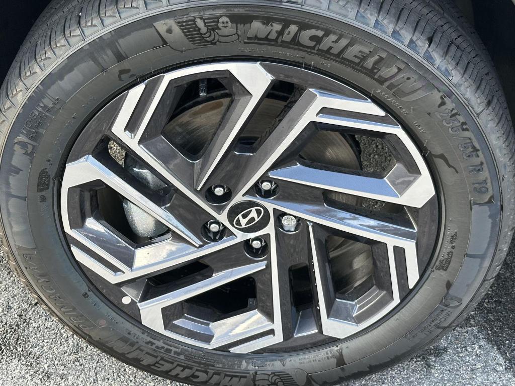 new 2026 Hyundai TUCSON Hybrid car, priced at $44,480