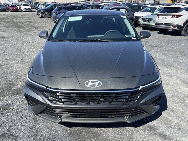 new 2025 Hyundai Elantra car, priced at $27,460