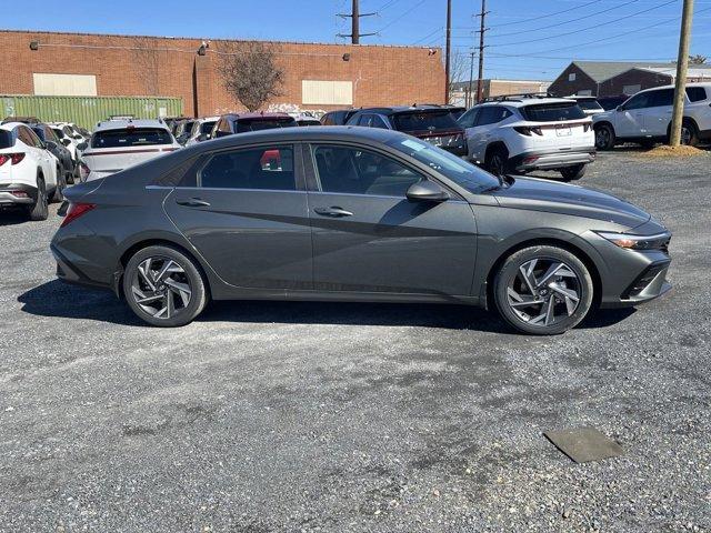 new 2025 Hyundai Elantra car, priced at $27,460