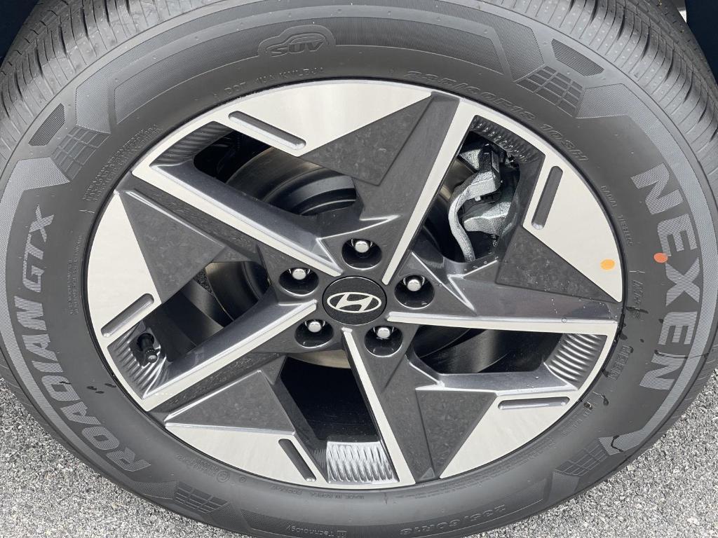 new 2025 Hyundai TUCSON Hybrid car, priced at $37,975