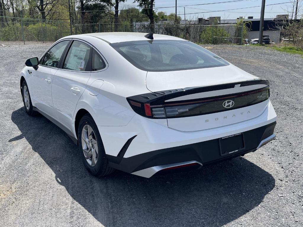 new 2025 Hyundai Sonata car, priced at $28,153
