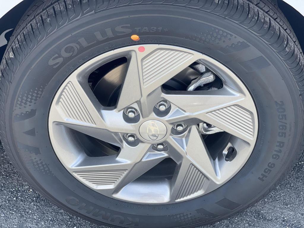 new 2025 Hyundai Sonata car, priced at $28,153