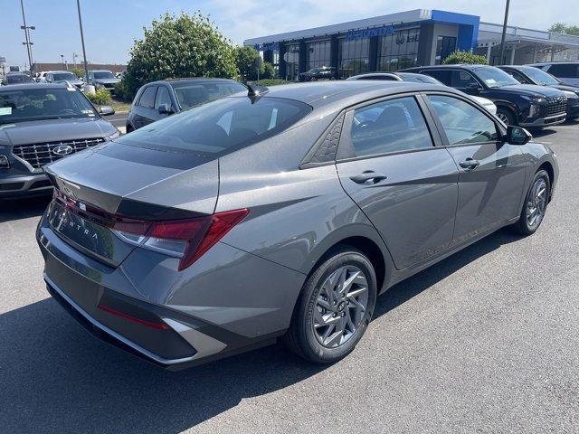 new 2024 Hyundai Elantra car, priced at $24,955