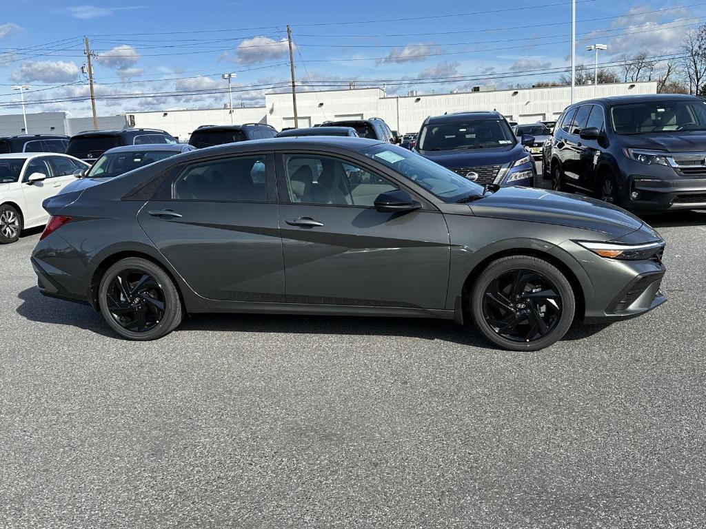 new 2026 Hyundai ELANTRA HEV car, priced at $28,716