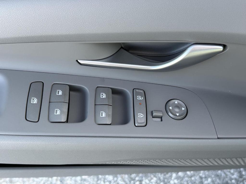 new 2026 Hyundai ELANTRA HEV car, priced at $28,716