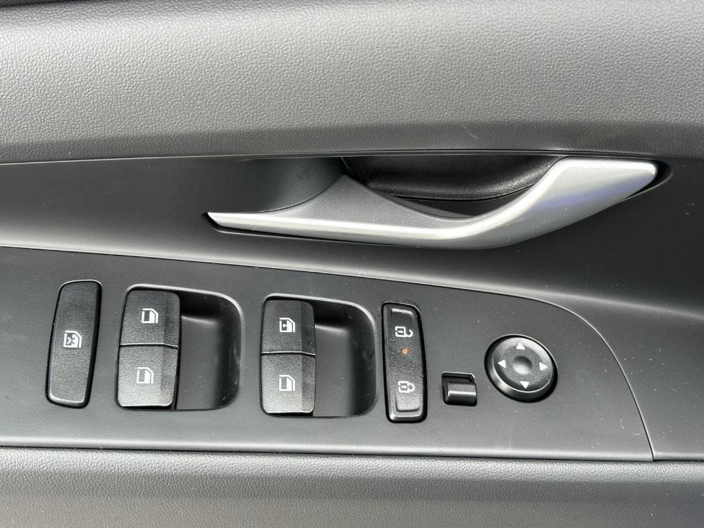 new 2025 Hyundai Elantra car, priced at $23,563
