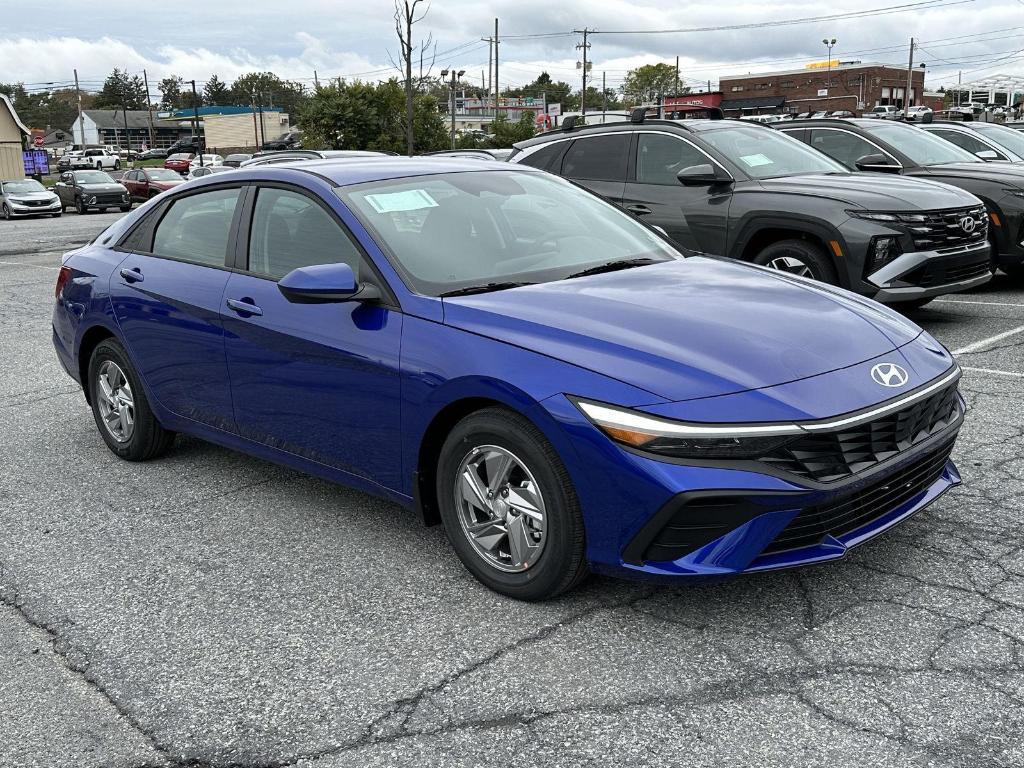 new 2025 Hyundai Elantra car, priced at $23,563