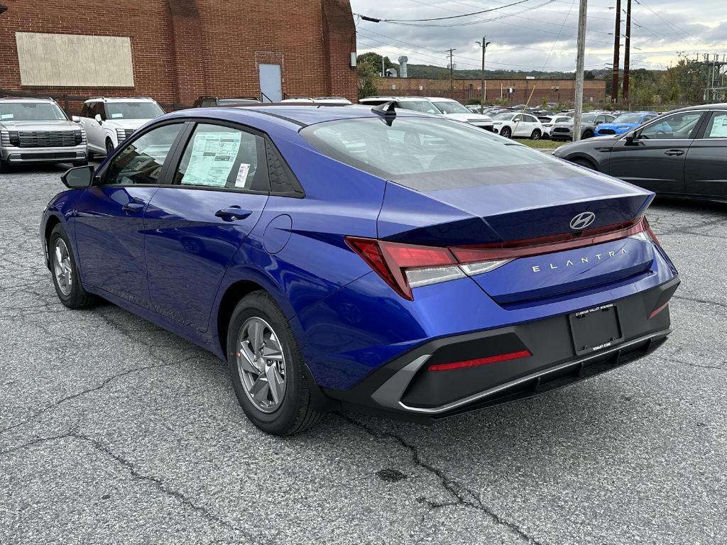 new 2025 Hyundai Elantra car, priced at $23,563