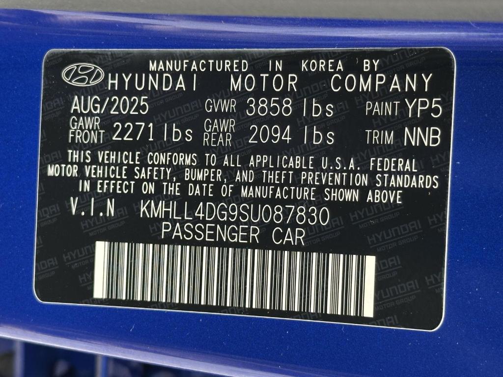 new 2025 Hyundai Elantra car, priced at $23,563