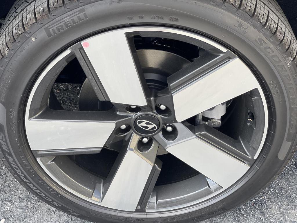 new 2025 Hyundai SANTA FE HEV car, priced at $47,768