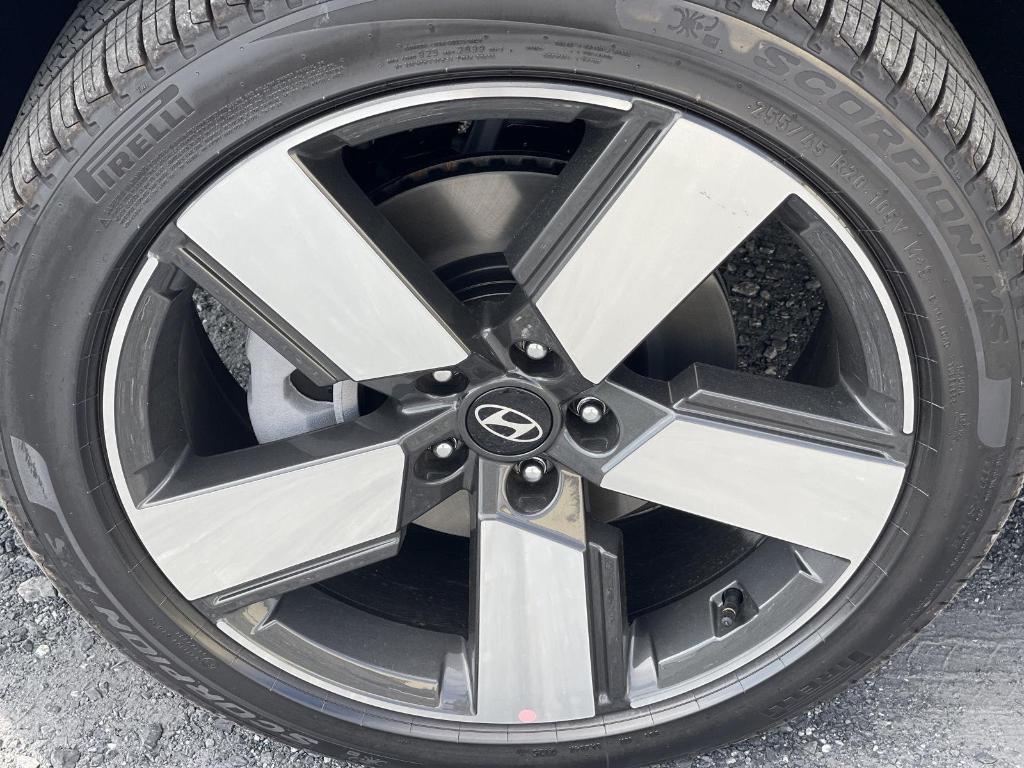 new 2025 Hyundai SANTA FE HEV car, priced at $47,768