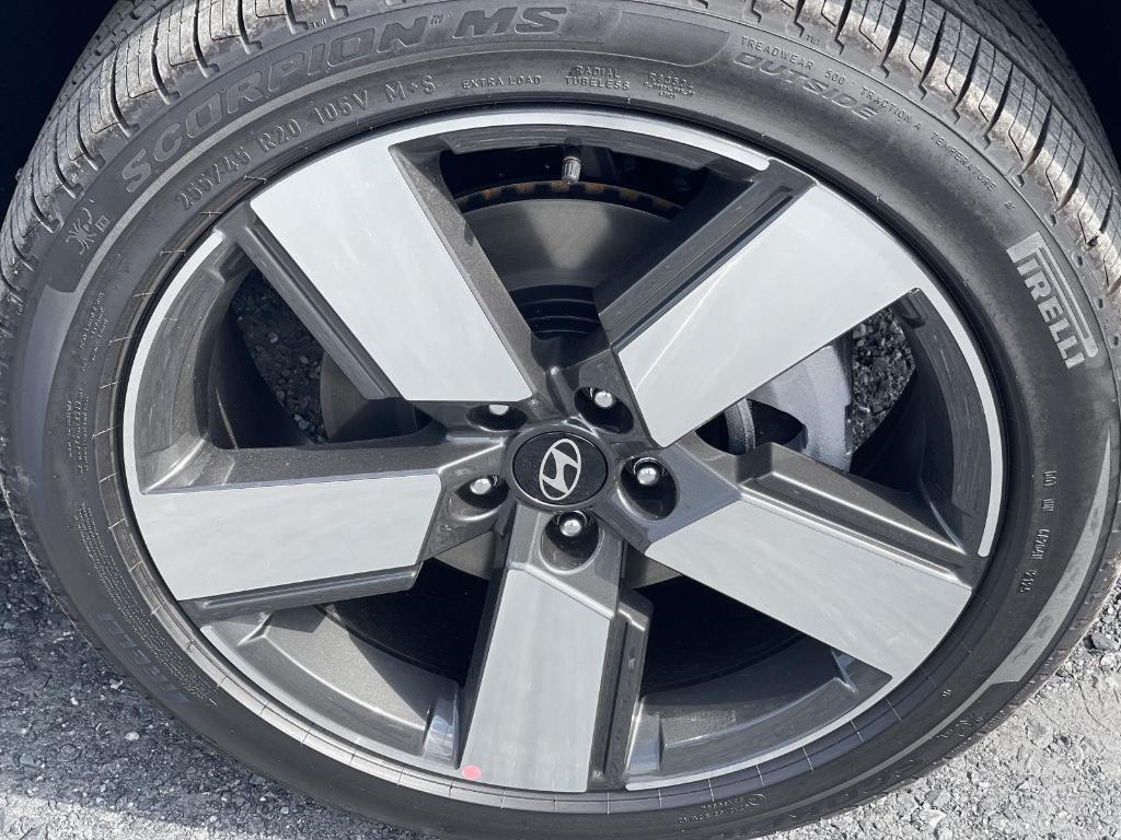 new 2025 Hyundai SANTA FE HEV car, priced at $47,768