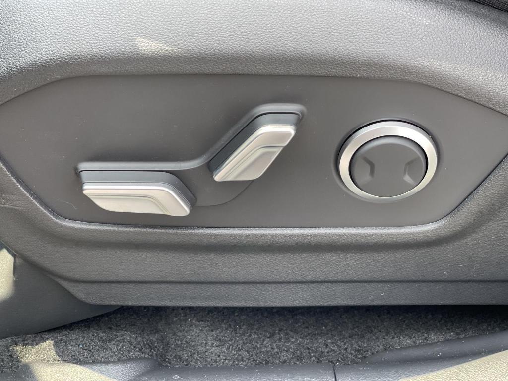 new 2026 Hyundai SANTA FE HEV car, priced at $41,822