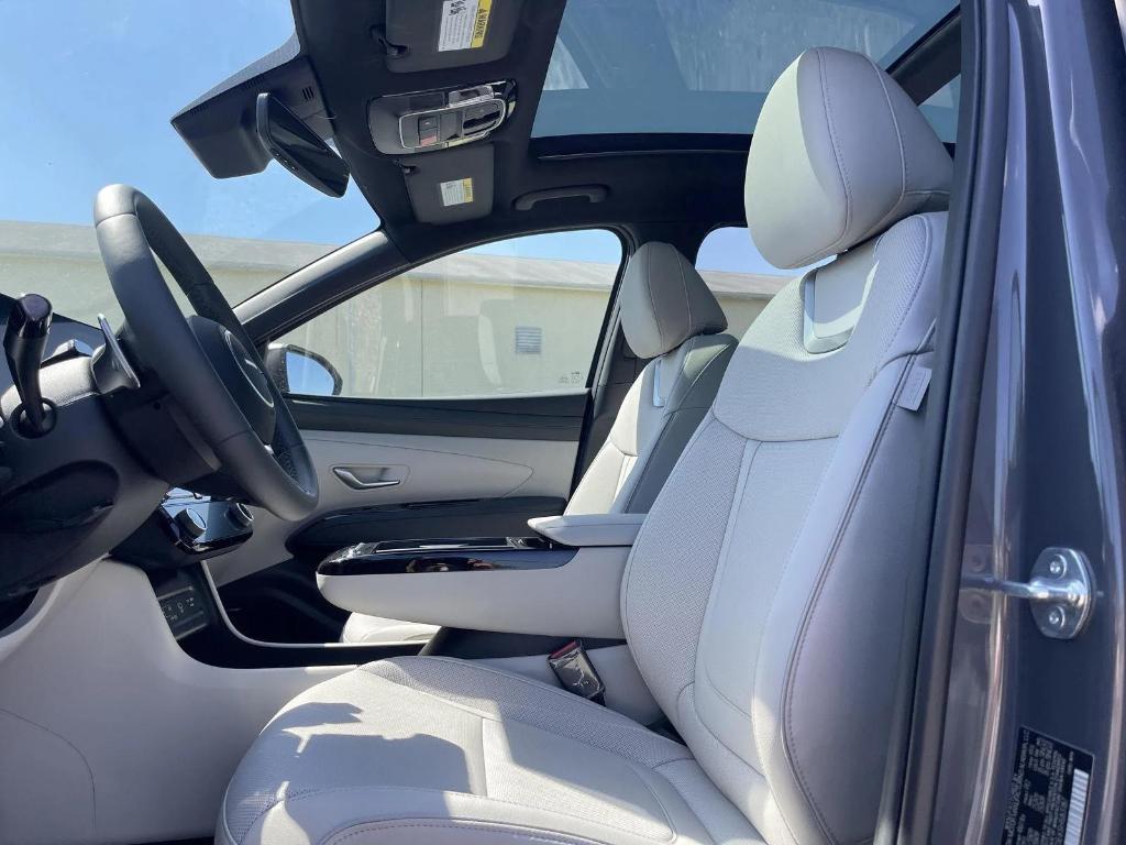 new 2025 Hyundai Tucson car, priced at $40,850