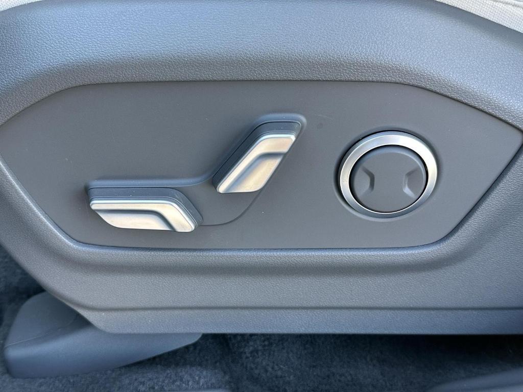 new 2026 Hyundai SANTA FE HEV car, priced at $41,860