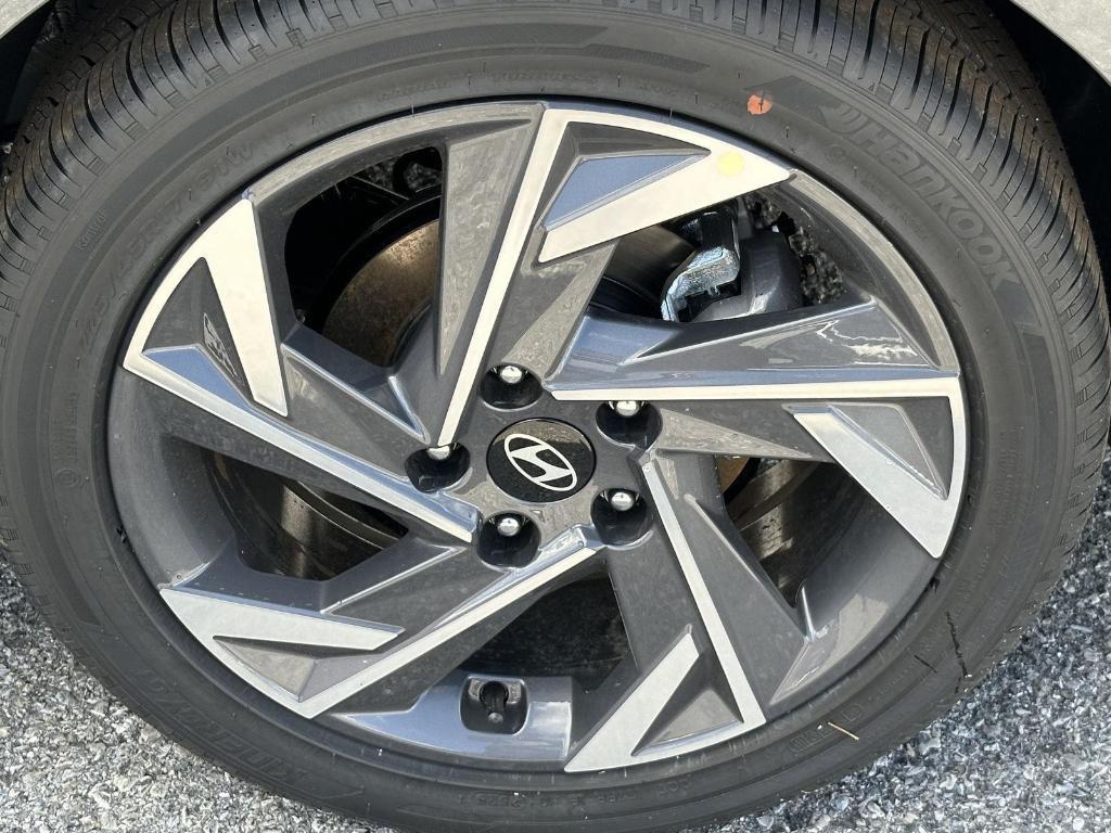 new 2025 Hyundai Elantra car, priced at $24,435