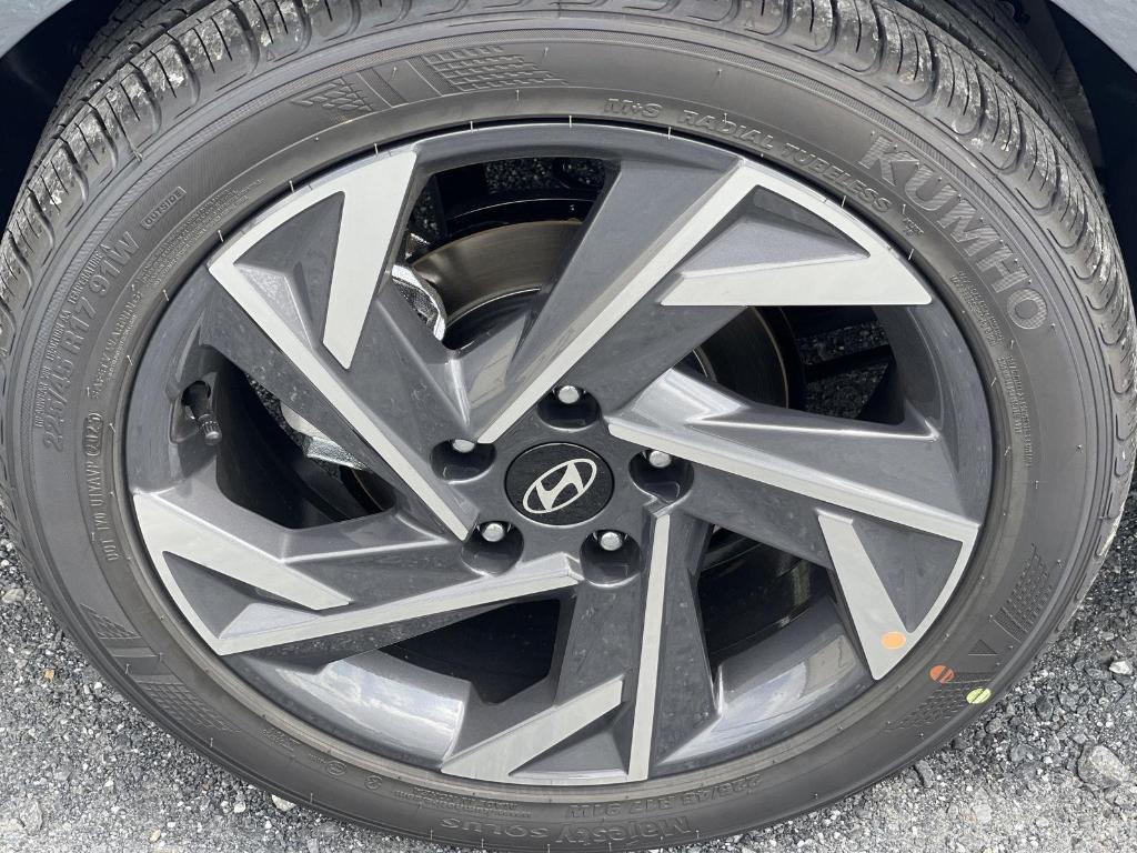new 2025 Hyundai Elantra car, priced at $24,435