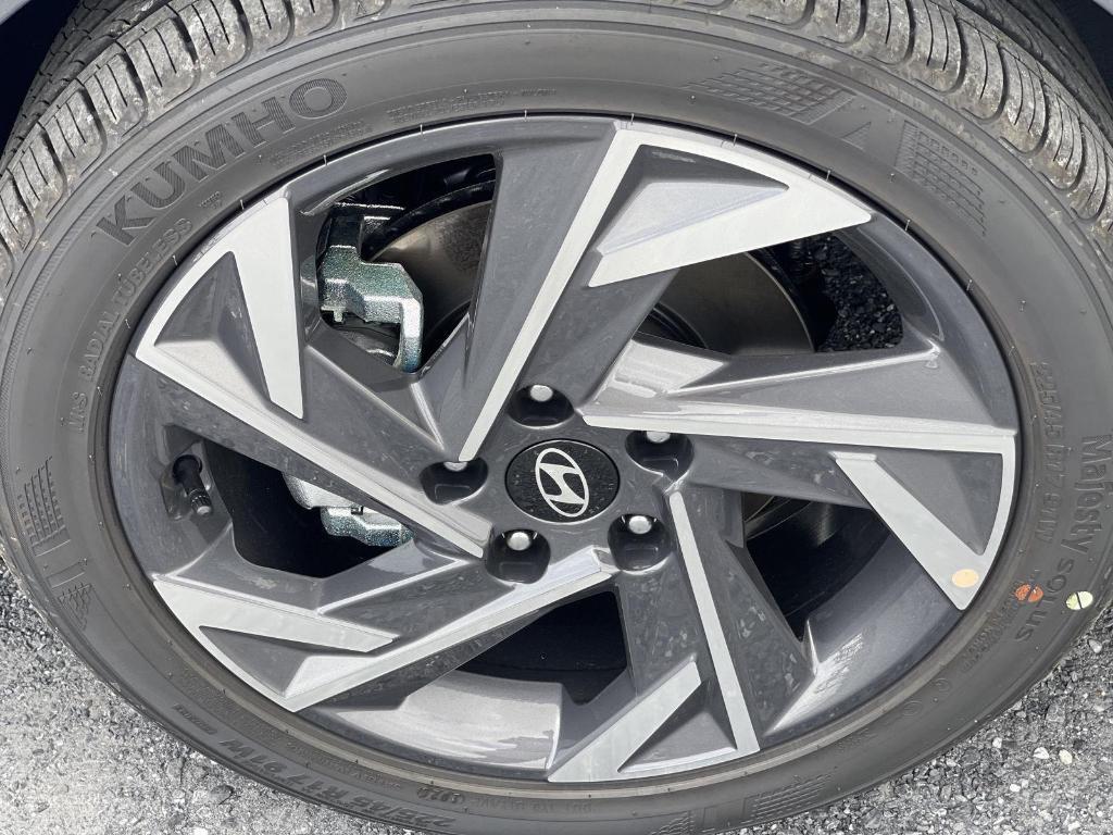 new 2025 Hyundai Elantra car, priced at $24,435