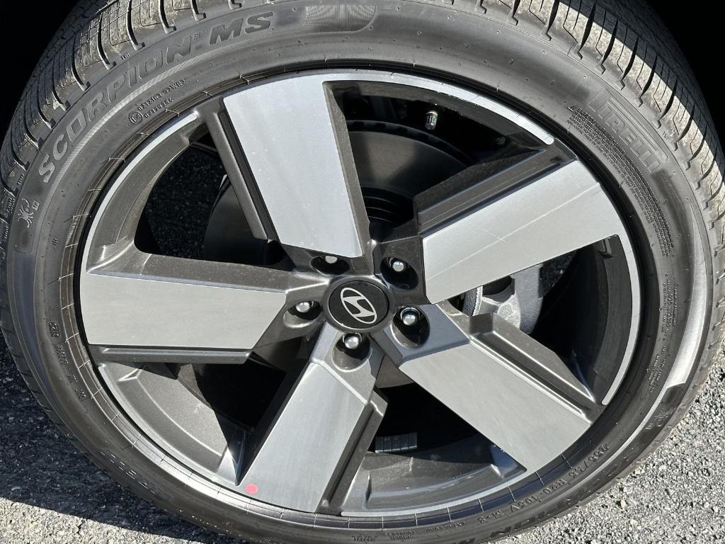 new 2026 Hyundai SANTA FE HEV car, priced at $49,301