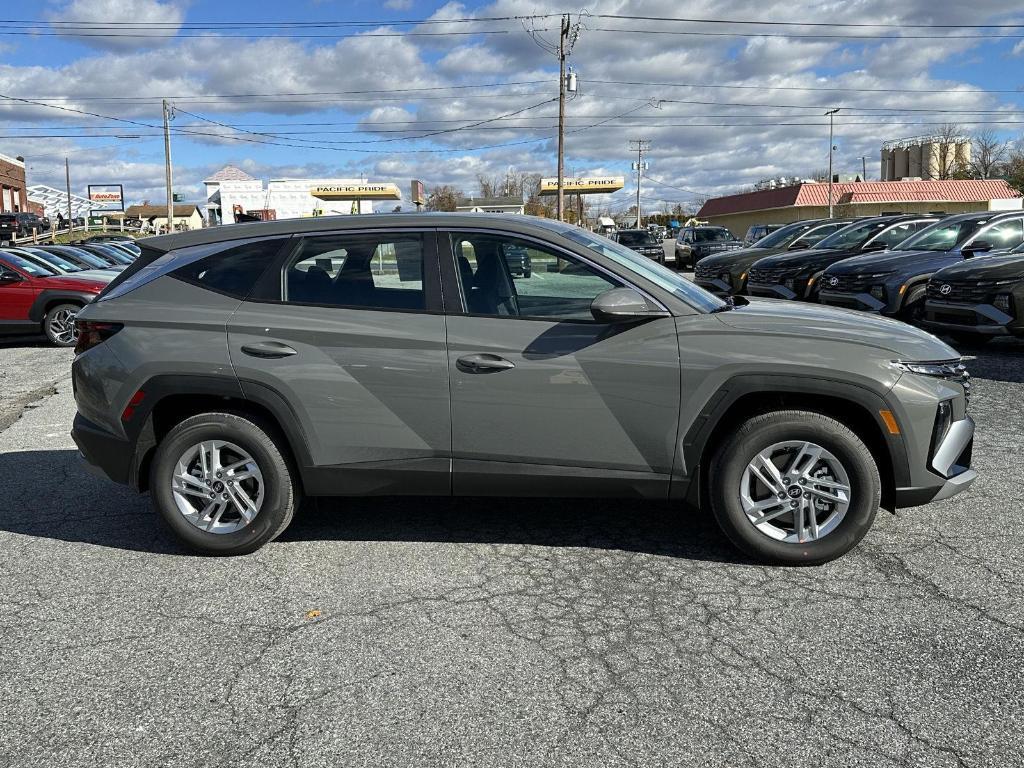 new 2026 Hyundai Tucson car, priced at $32,136