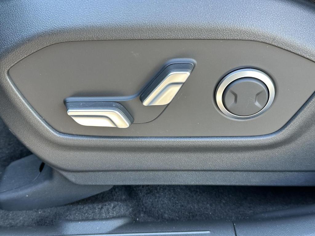 new 2026 Hyundai SANTA FE HEV car, priced at $41,860