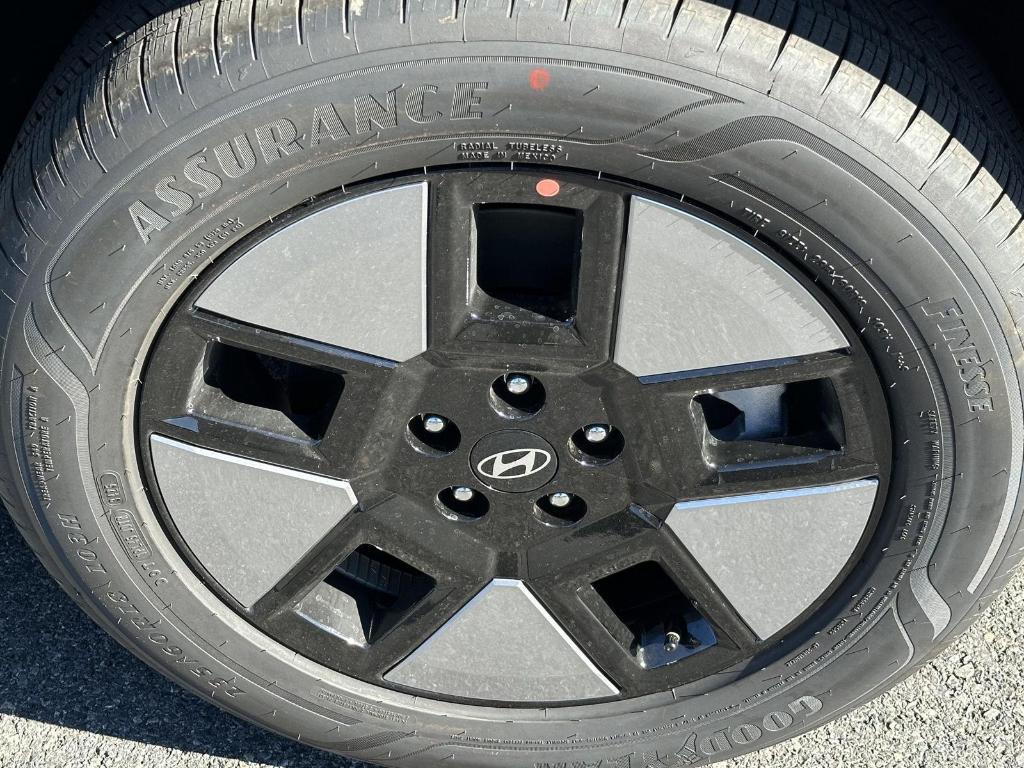 new 2026 Hyundai SANTA FE HEV car, priced at $41,860