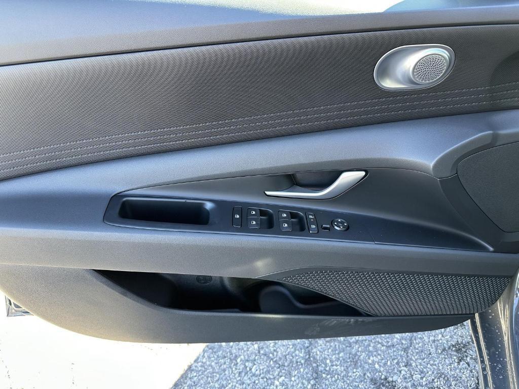 new 2026 Hyundai ELANTRA HEV car, priced at $26,789