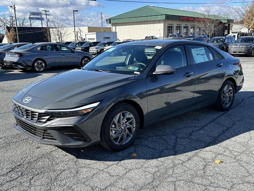 new 2026 Hyundai ELANTRA HEV car, priced at $26,789