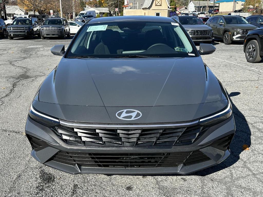 new 2026 Hyundai ELANTRA HEV car, priced at $26,789
