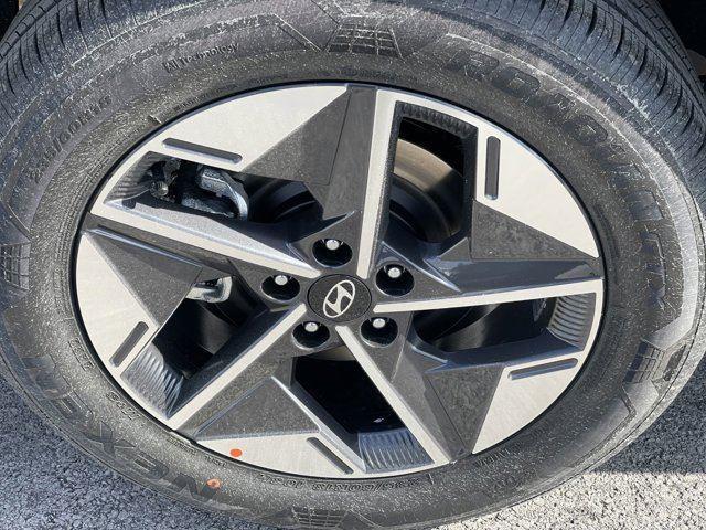 new 2025 Hyundai TUCSON Hybrid car, priced at $37,564