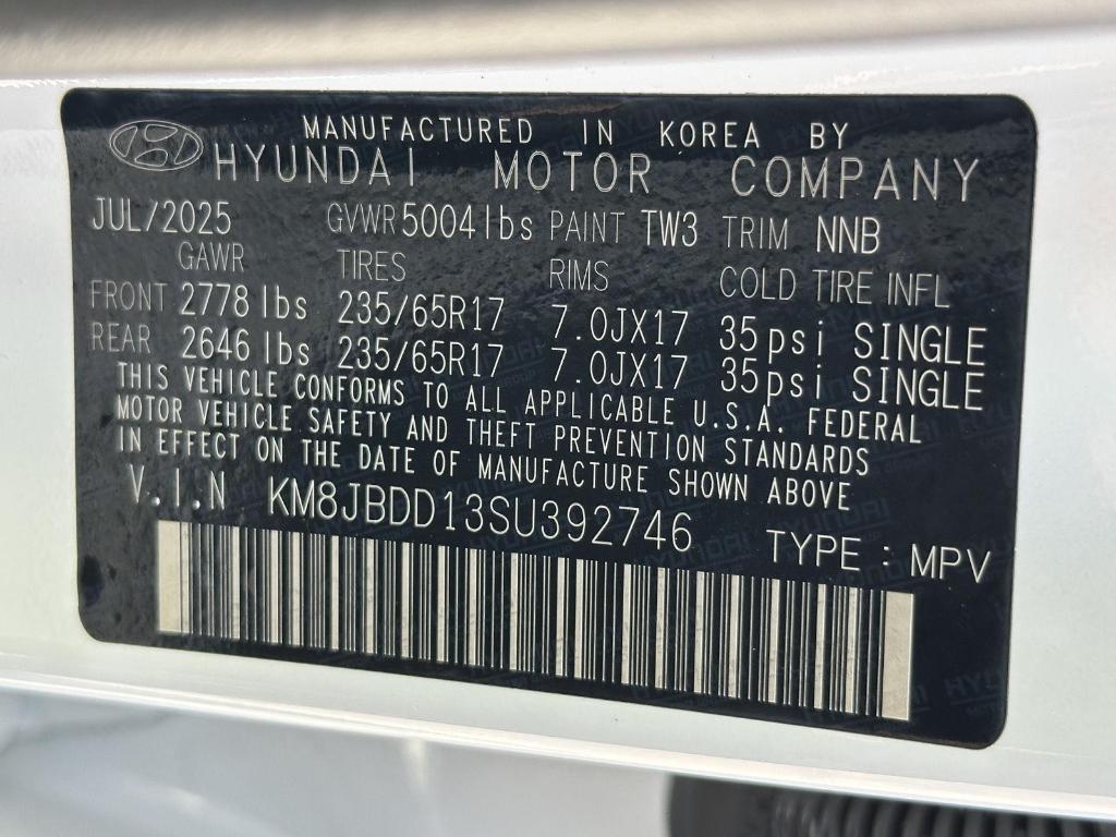 new 2025 Hyundai TUCSON Hybrid car, priced at $35,644