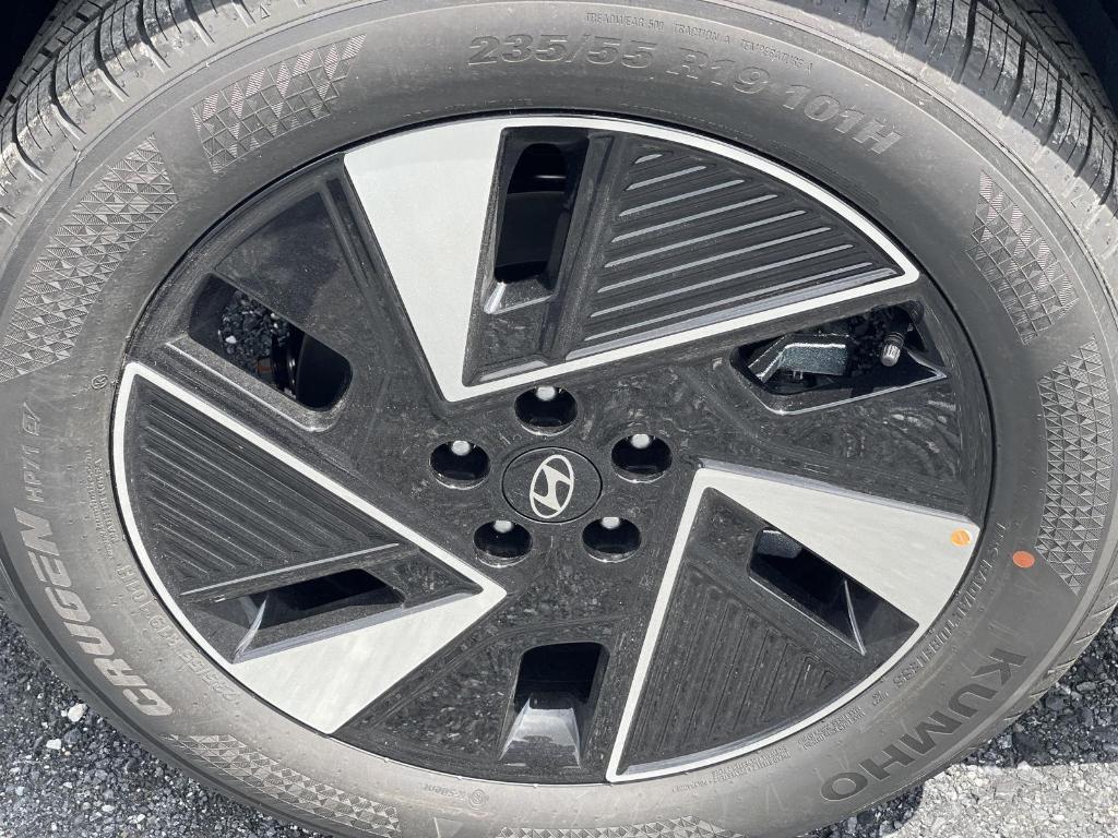 new 2025 Hyundai IONIQ 5 car, priced at $51,922
