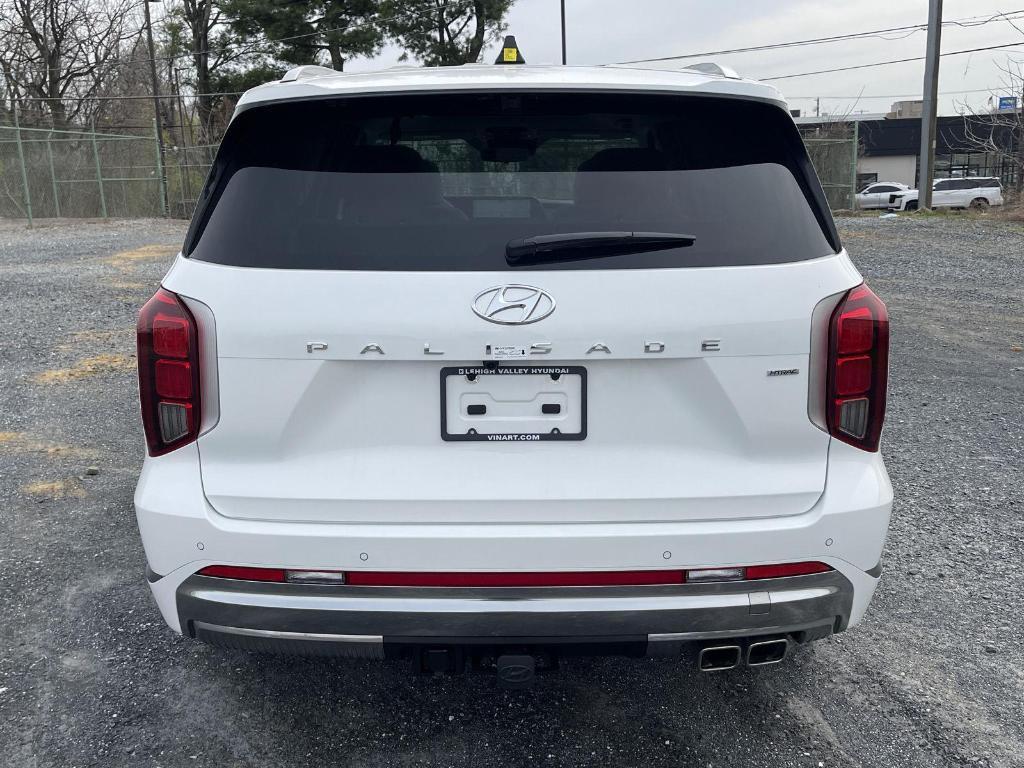 new 2025 Hyundai Palisade car, priced at $54,142