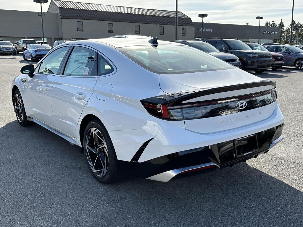 new 2026 Hyundai Sonata car, priced at $30,057