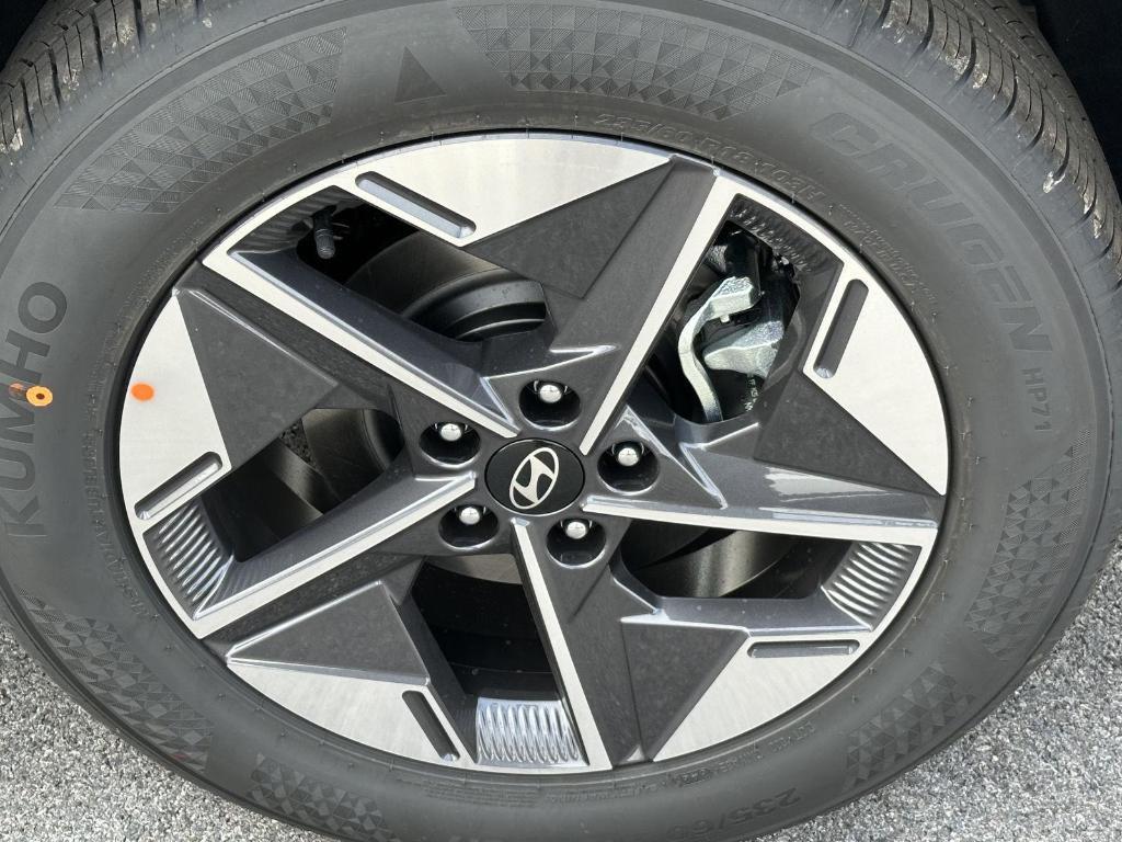 new 2026 Hyundai Tucson car, priced at $33,843