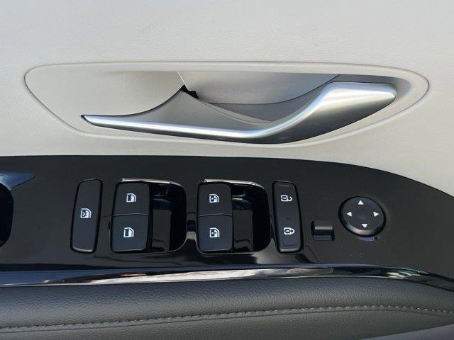 new 2024 Hyundai TUCSON Hybrid car, priced at $36,020