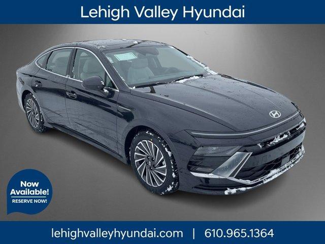 new 2025 Hyundai Sonata Hybrid car, priced at $39,375