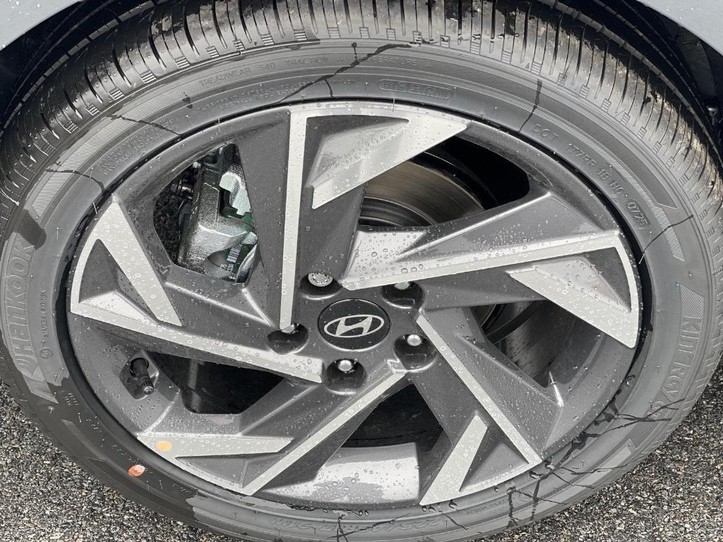 new 2025 Hyundai Elantra car, priced at $26,860