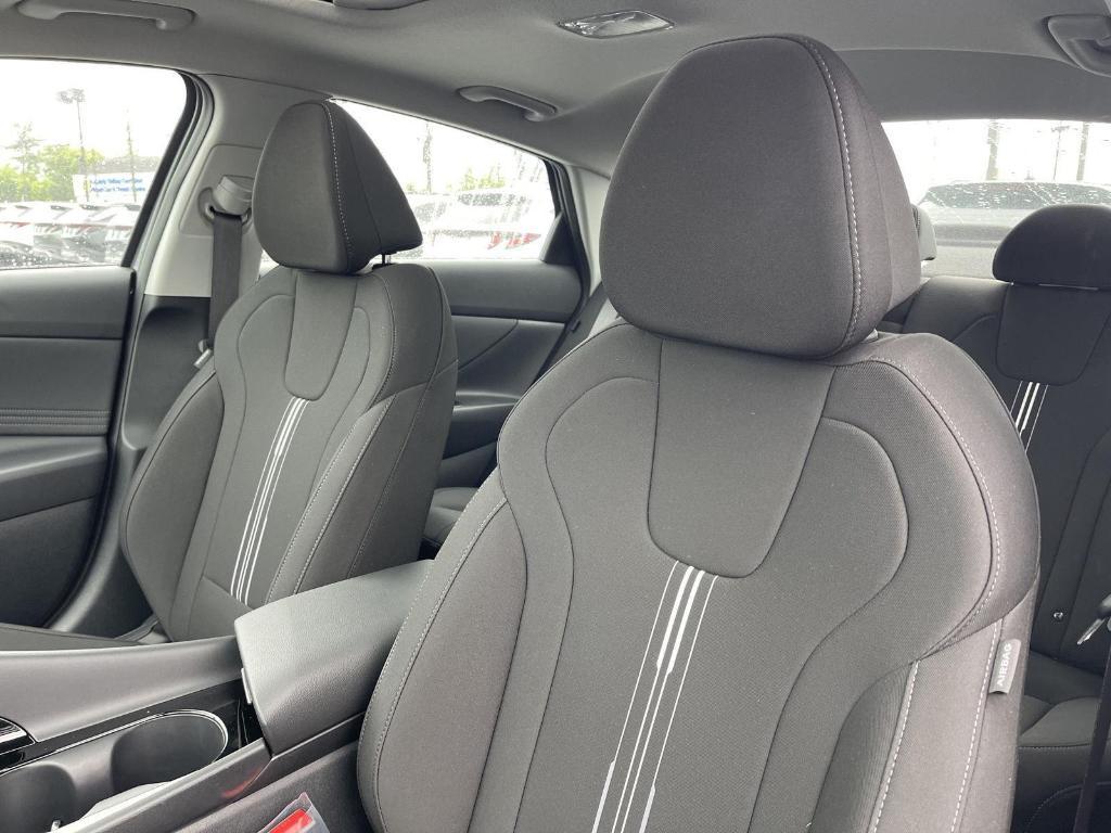 new 2025 Hyundai Elantra car, priced at $26,860