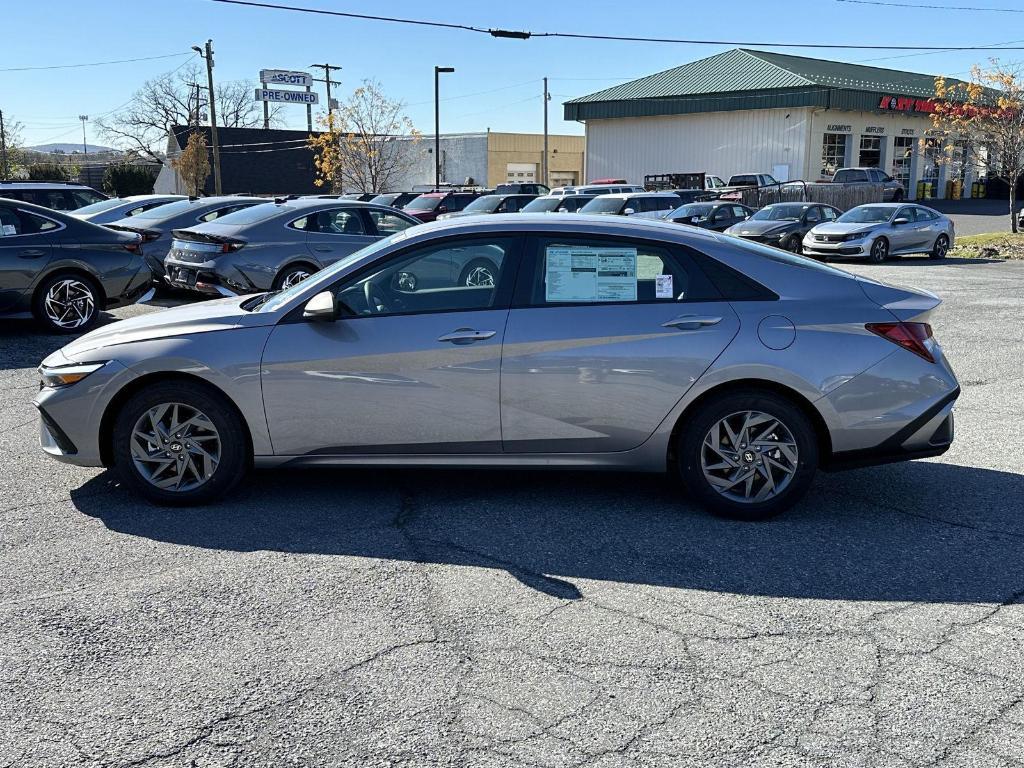 new 2026 Hyundai ELANTRA HEV car, priced at $26,792